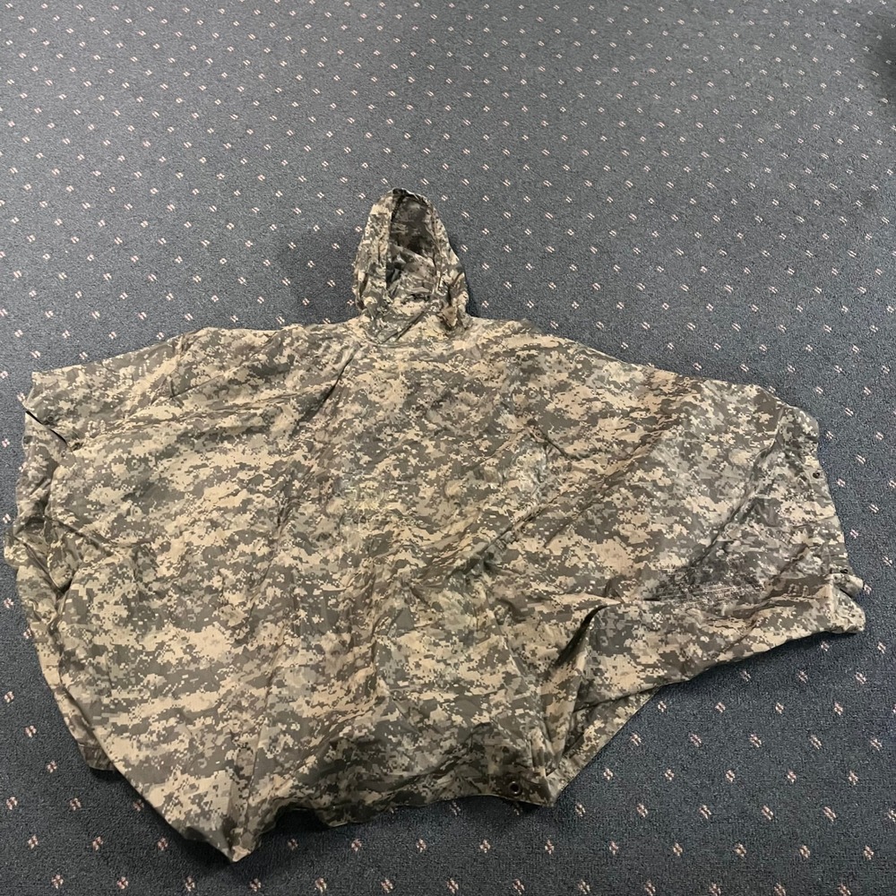 ACU Digital Camo Wet Weather Poncho US Army Military NSN 8405-01-547-2555 OS NWT